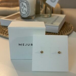 Mejuri Sphere Studs - Gold